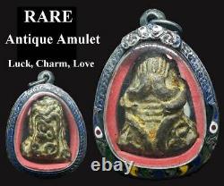 Antique Ancient Thailand Closing Eyes Buddha Bronze Statue Thai Amulet Pendant