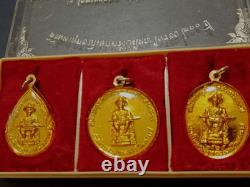 Emerald Buddha behind King Rama I year1981 Thai Amulet 3Holy Wat Pho(Chetuphon)
