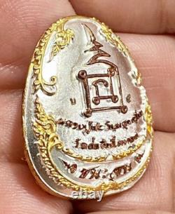 Genuine Buddhist art of Phra Pidta Lp Toh Thai Buddha Amulet Talisman Charm A125