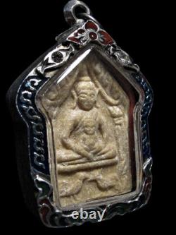 Khun Pan LP Kuai BE2500-2505 Rear with Low-Relief Phra Sivali Thai Buddha Amulet