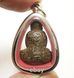 LP KRON PIDTA METAL 1960s CLOSE EYES BUDDHA CRON TOK RAJA THAI LUCKY PENDANT (2)