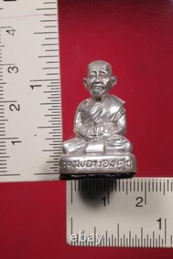LP Thong Suk Wat Tanod Loung BE 2555. Thai buddha amulet & Card #8