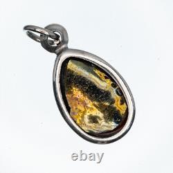 Leklai rainbow Color Umklum Mountain thai buddha amulet Pendants um033