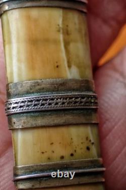Magical knife, Lp Kuay Wat Kositaram, The real Thai Amulet? Buddha very #1