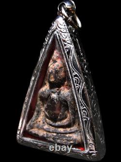 Nang Phaya Embedded Black Silky Iron-Hair Gem Kaeo Khon Lek Thai Buddha Pendant