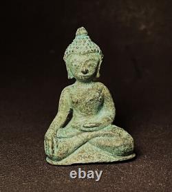 OLD THAI BUDDHA AMULET ANCIENT BUDDHA CHIANG SAEN (Singh Nueng) BRONZE