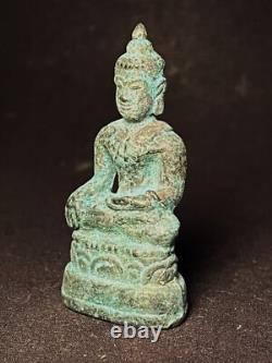 OLD THAI BUDDHA AMULET BRONZE, PHRA CHIANG SAEN (Sing 1)