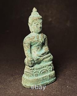 OLD THAI BUDDHA AMULET BRONZE, PHRA CHIANG SAEN (Sing 1)
