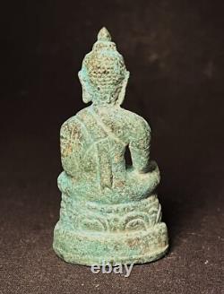OLD THAI BUDDHA AMULET BRONZE, PHRA CHIANG SAEN (Sing 1)