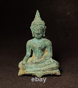 OLD THAI BUDDHA AMULET BRONZE, PHRA CHIANG SAEN (Sing 3) 3 LEG BASE