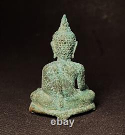 OLD THAI BUDDHA AMULET BRONZE, PHRA CHIANG SAEN (Sing 3) 3 LEG BASE