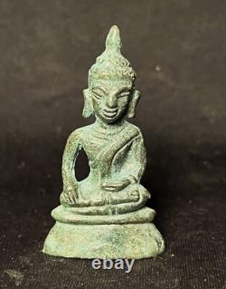 Old Thai Amulet Buddha, Phra Chiang Rung (loas Buddha) Bronze