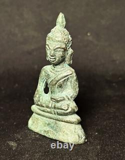 Old Thai Amulet Buddha, Phra Chiang Rung (loas Buddha) Bronze