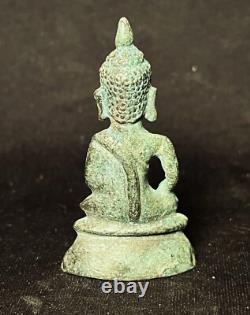 Old Thai Amulet Buddha, Phra Chiang Rung (loas Buddha) Bronze