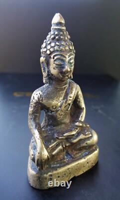 Old Thai Amulet Buddha Sukhothai Bronze