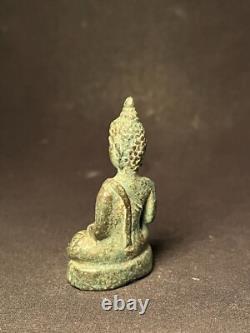 Old Thai Buddha Amulet Bronze, Phra Chiang Saen (sing 2)