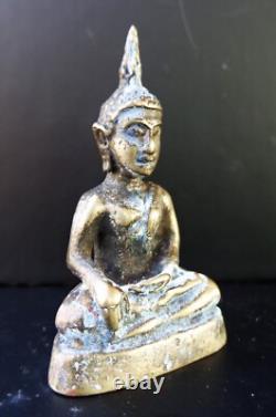 Old Thai Buddha Amulet Bronze, Sukhothai Buddha