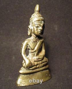 Old Thai Buddha Amulet Phra Chiang Saen Sing Sam Bronze