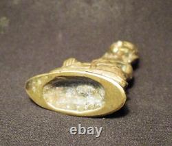 Old Thai Buddha Amulet Phra Chiang Saen Sing Sam Bronze