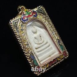 PHRA SOMDEJ WAT RAKANG THAI BUDDHA AMULET PENDANT YELLOW GOLD CASE (Pim Sao Ha)