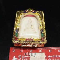 PHRA SOMDEJ WAT RAKANG THAI BUDDHA AMULET PENDANT YELLOW GOLD CASE (Pim Sao Ha)