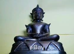 Phra Ngan Chai Hang Ngang Ajarn Thiam Thai Buddha amulet statue