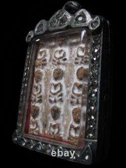 Phra Paeng Tad Kao (Cut-Panel of 9 Buddhas) Wat Phra That Na Dune Thai Amulet