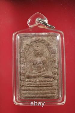 Phra Phuttha Sihing (Roon 1 St), Thai Buddha Amulet. BE. 2530 Phra Phuttha Sihing (Roon 1 St), Thai Buddha Amulet. BE. 2530