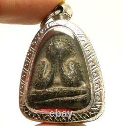 Phra Pidta Close Eyes Buddha Lp Kaew Lucky Gamble Rich Money Thai Amulet Pendant