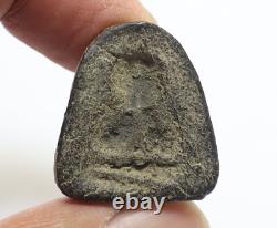 Phra Pidta Close Eyes Buddha Lp Kaew Lucky Gamble Rich Money Thai Amulet Pendant