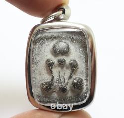 Phra Pidta Graduk Phii Black Amulet 1942 Close Eyes Buddha Thai Antique Pendant
