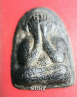 Phra Pidta talisman Thai Amulet Buddha Phra close the eyes of Luang Por Kaew Wat