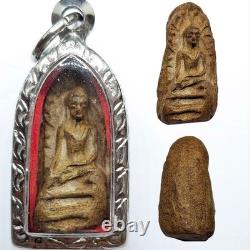Phra Rod Ancient Thai Buddha Amulet for Escaping Danger and Harm Phra Rod Ancient Thai Buddha Amulet for Escaping Danger and Harm