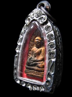 Phra Rod Kru Mahawan Ancient Clay Buddha Amulet Thai Benjapakee Talisman