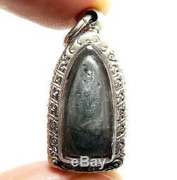 Phra Rod Makasit Leklai Thai Power Magic Metal Buddha Protection Amulet Pendant