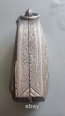 Rare Phra Kring Jeen (China) Wat Bowon, Bangkok Buddha year 2530, Silver casing