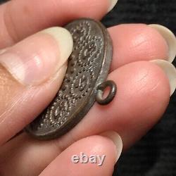 Thai Amulet Coin talisman Pendant Charm Luck Protection Magic Temple Buddha