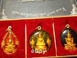 Thai Amulet Emerald Buddha behind King Rama I year1981 3Holy Wat Pho(Chetuphon)