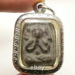 Thai Blessed Amulet Pidta Close Eye Buddha Lp Boon Life Protection Power Pendant