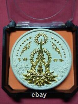 Thai Buddha Amulet Jatukam Ramtep Model Apipanya Powder White Be. 2550 Holy Luck