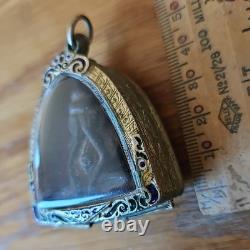 Thai Buddha Amulet L P Kaew Wat Klear Waan set in old antique silver case
