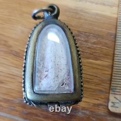 Thai Buddha Amulet Phra Rod Si Cow set in old antique silver case