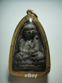 Thai buddha Amulet LP. Tuad Wat Changhai be. 2497 Rare gold case