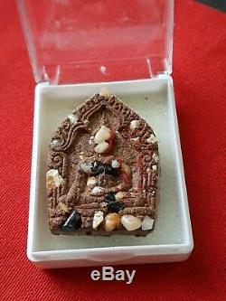 Thai buddha (Relics) amulet